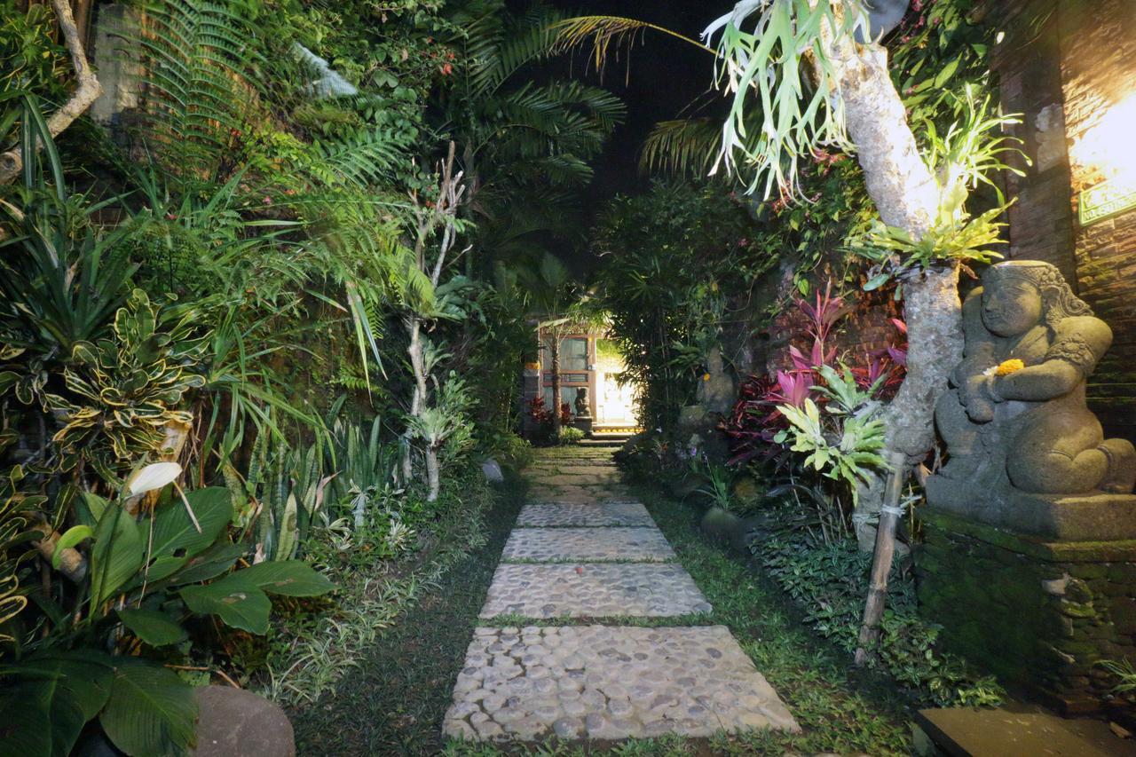 Honeymoon Green Villa Ubud Esterno foto